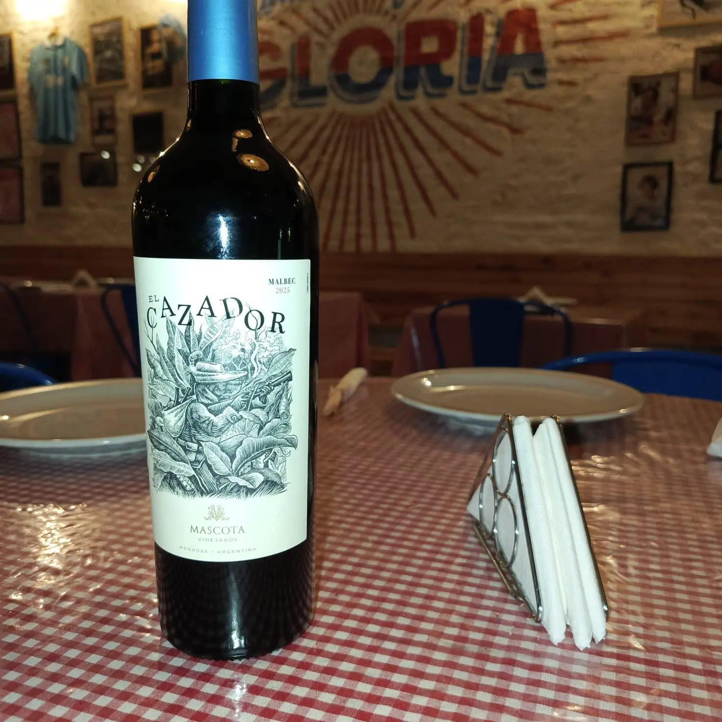 Vino El Cazador