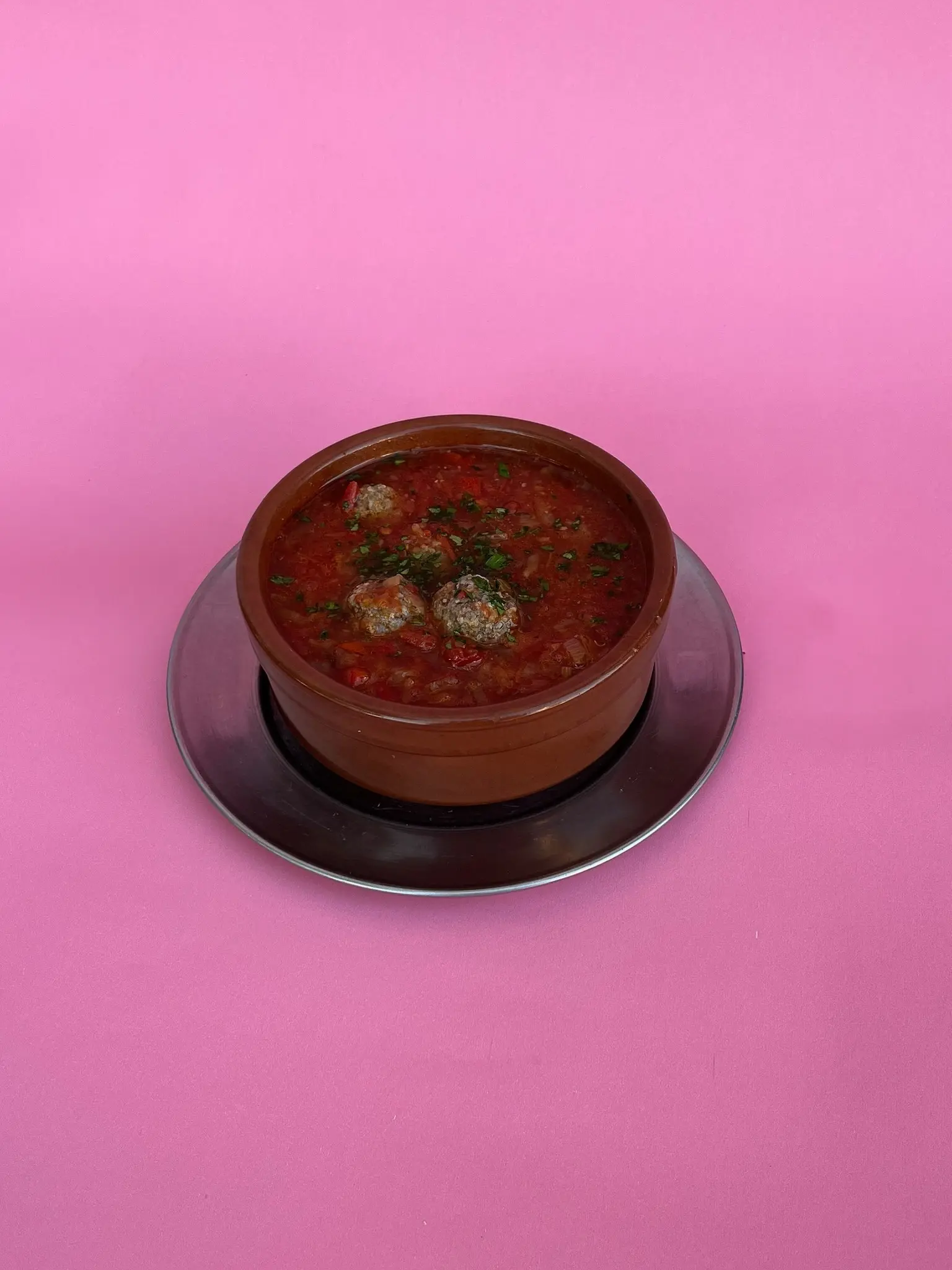 Albóndigas en salsa pomarolla