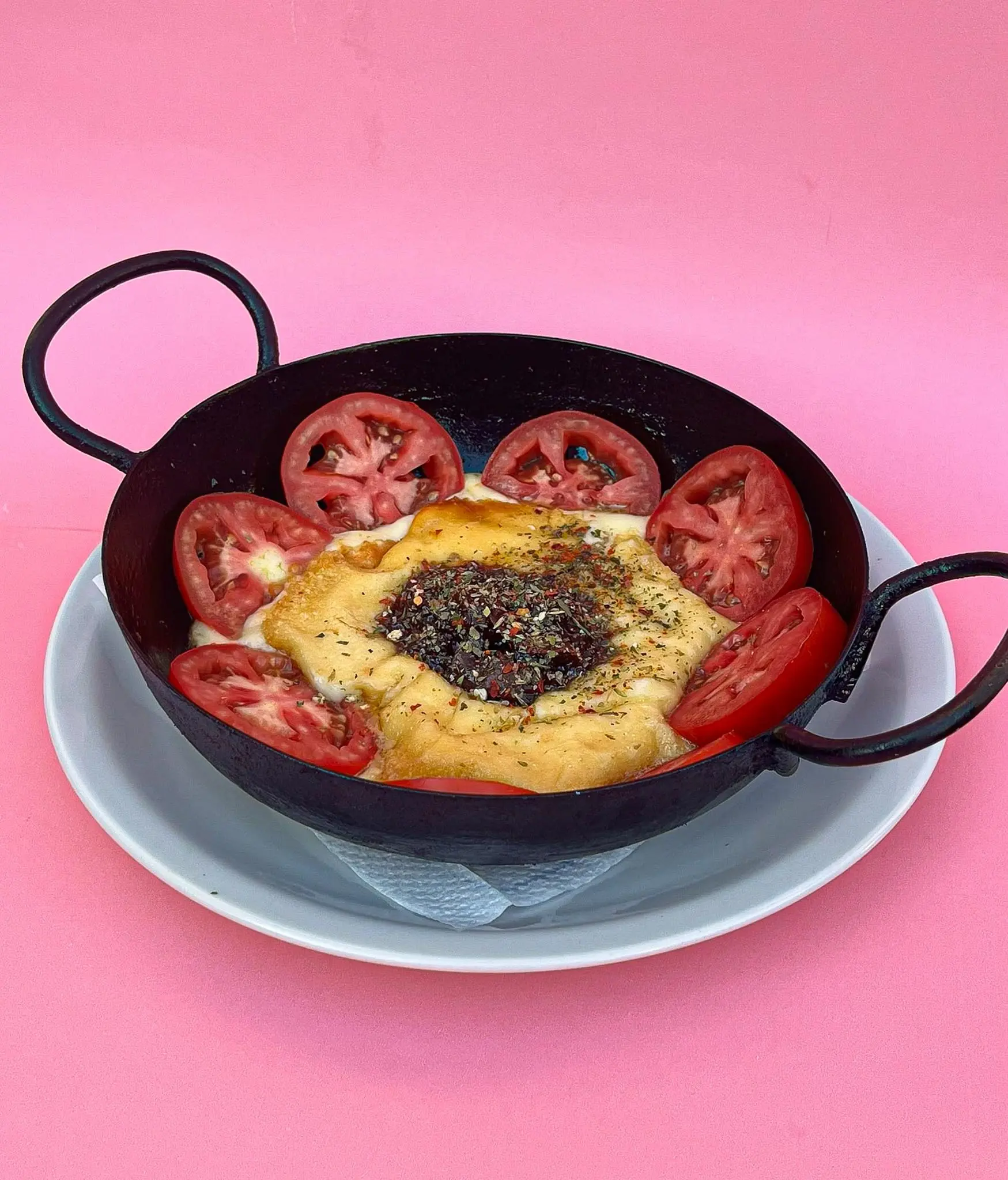 Provoleta con chutney de la casa 🌱