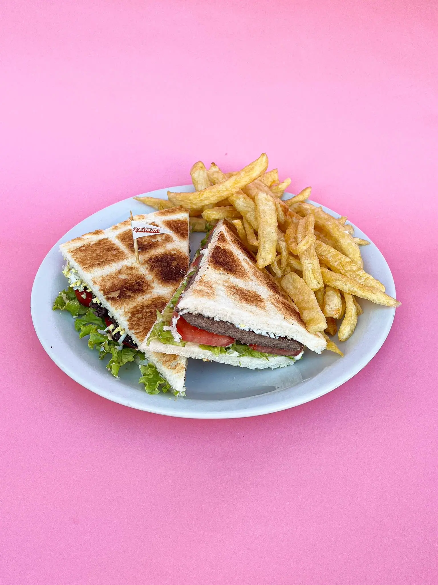 Lomito en pan de miga