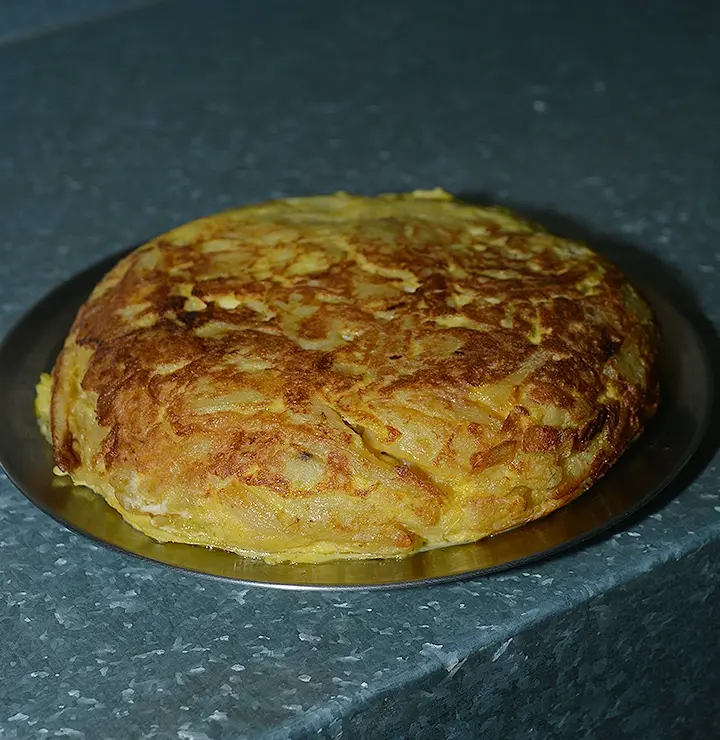 Tortilla de papa y cebolla