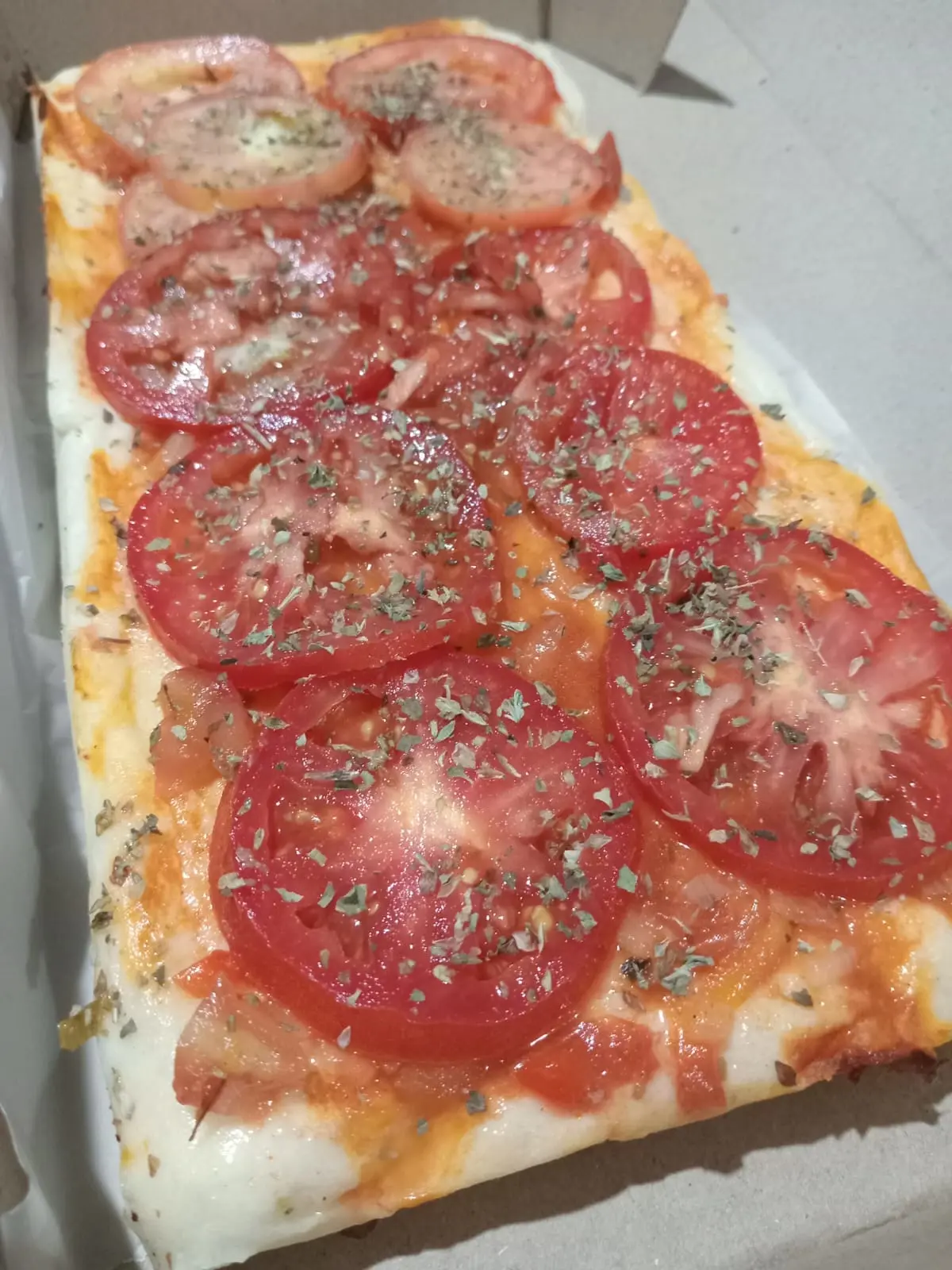 1/2 pizza de tomate (sin musarella)