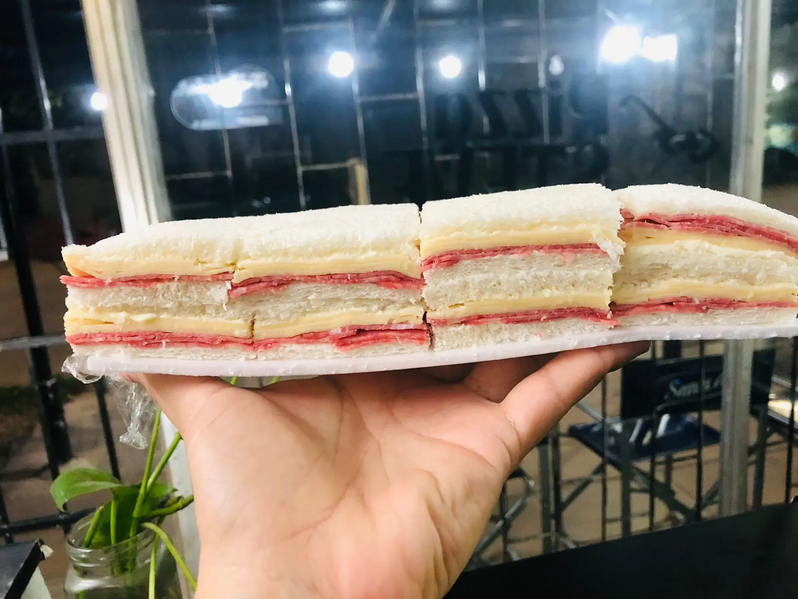 Sándwich de miga